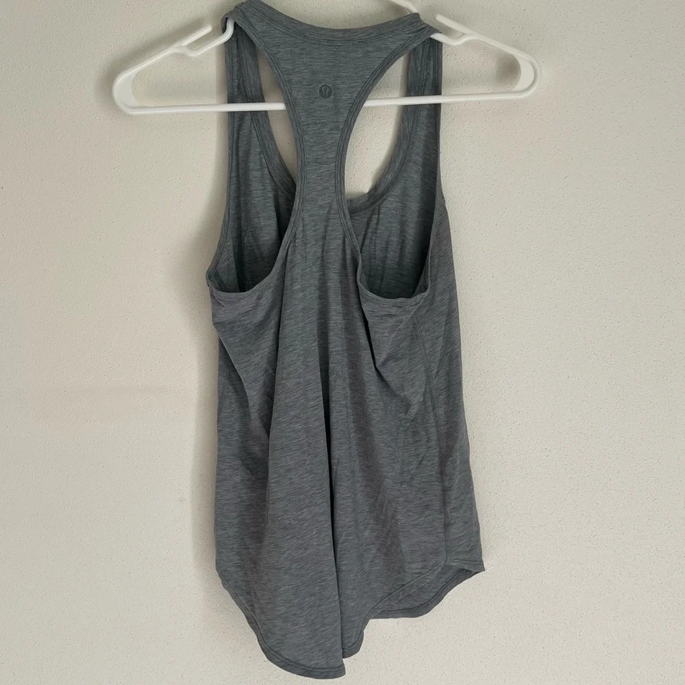 Lululemon Grey Yogi Racerback III Front Pocket Tank Size Small